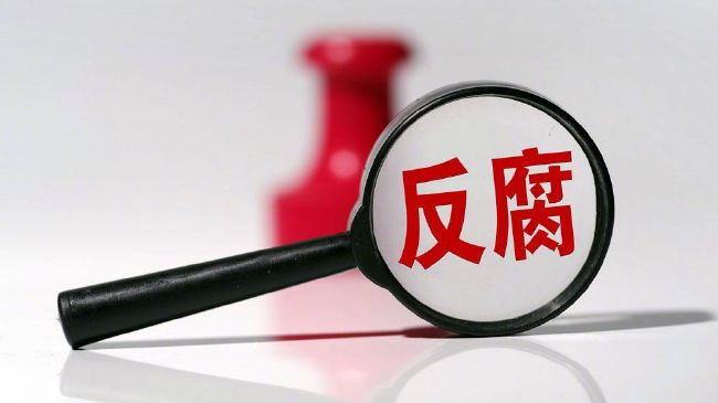 戒尺打屁屁httlwww网站